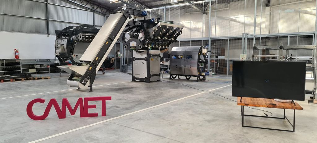 Planta de Camet Robótica en Mar del Plata con una pesadora automática en fabricación
